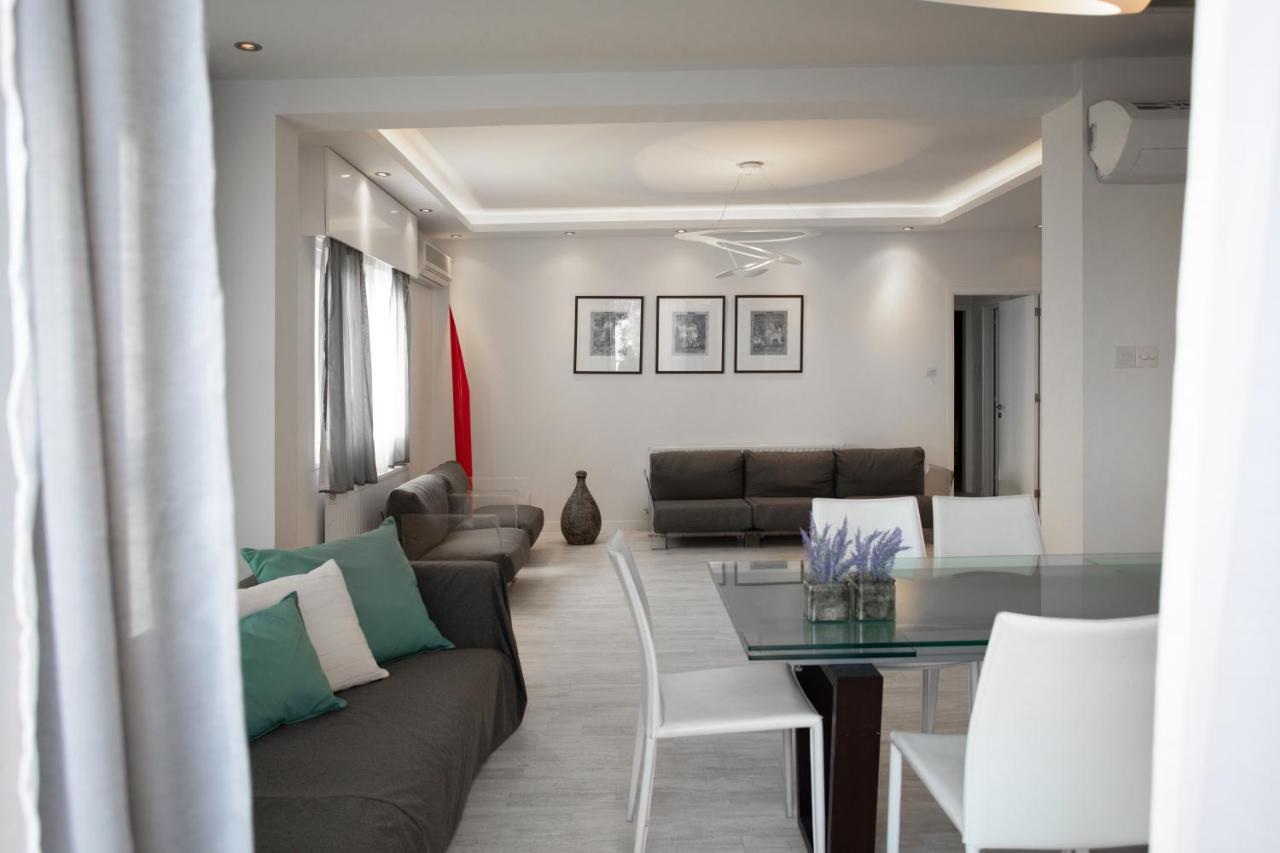 Mayra Seafront Luxury Apartment Limassol Exterior photo