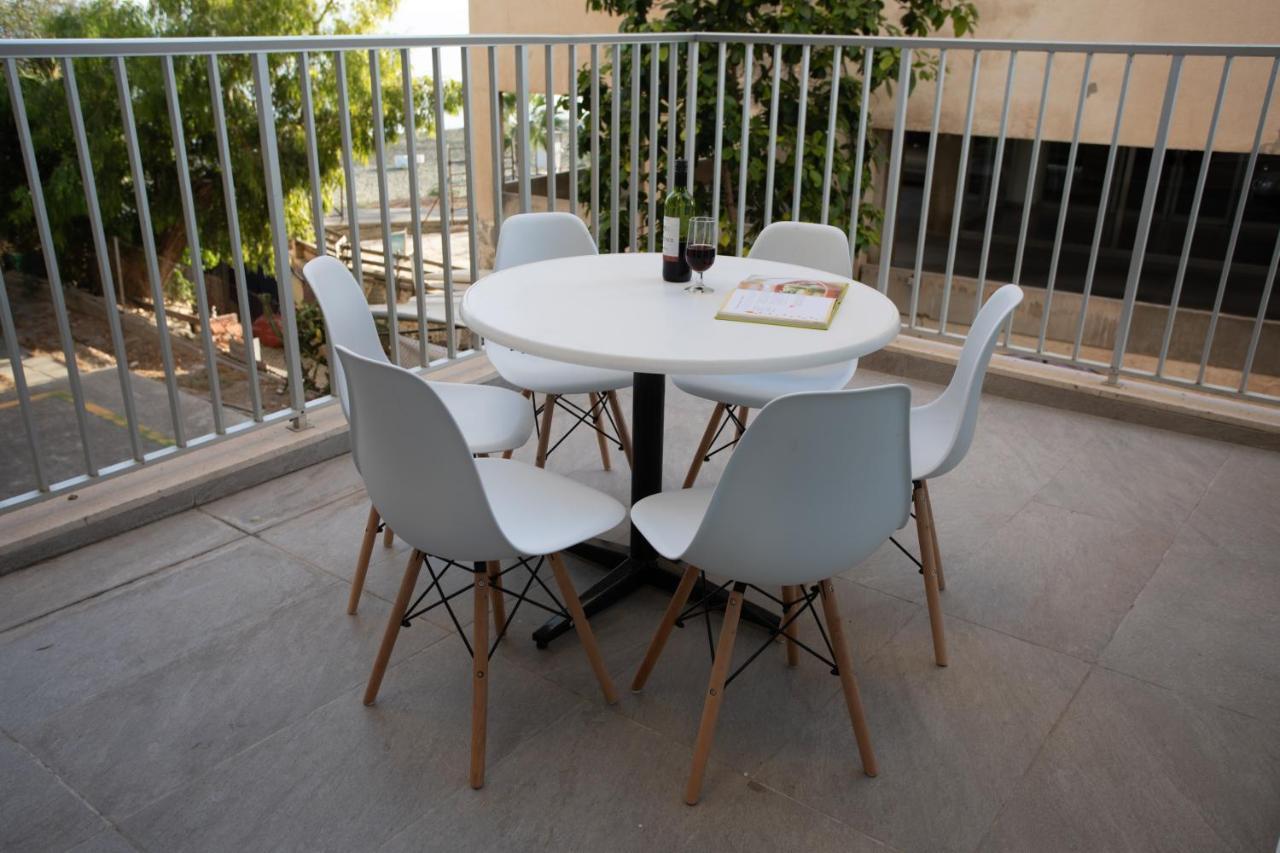 Mayra Seafront Luxury Apartment Limassol Exterior photo